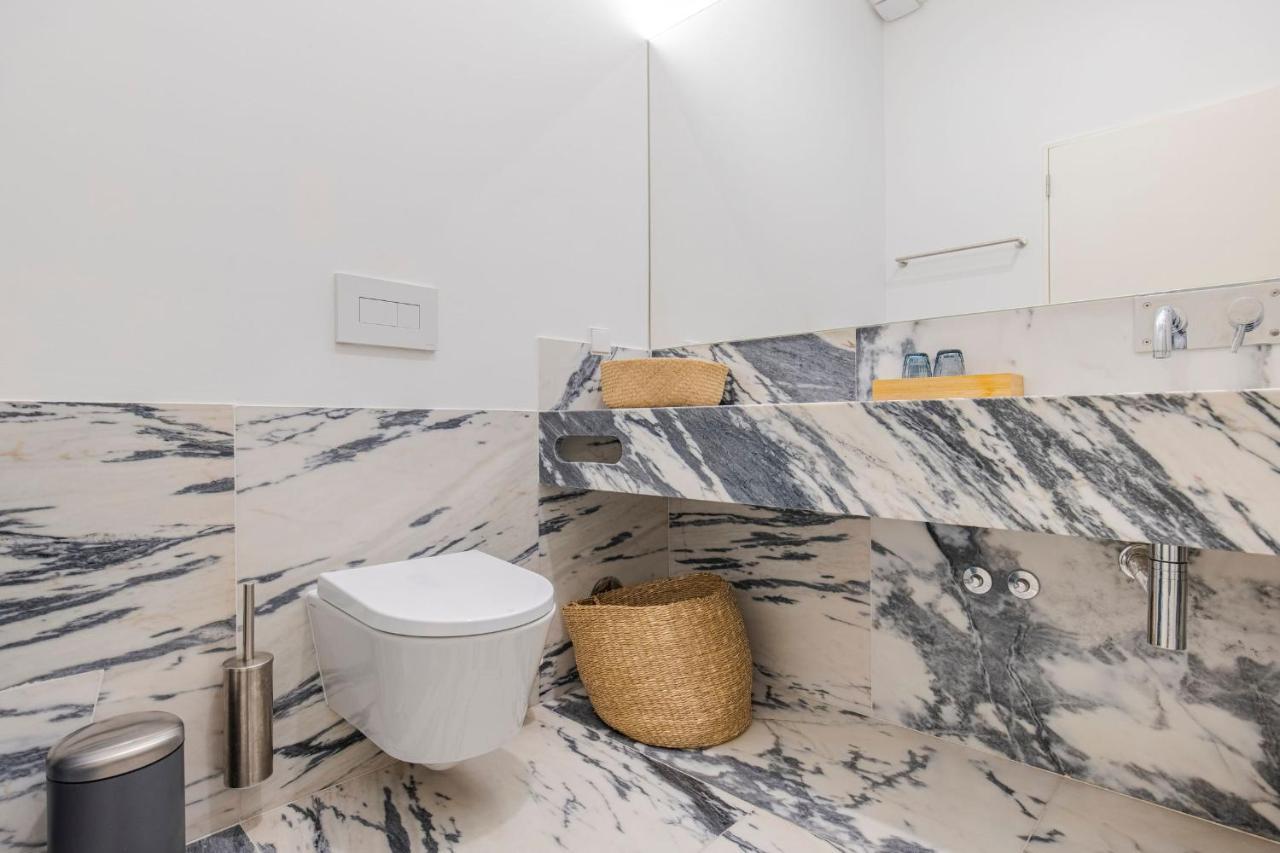 Modern Rustic Flat In Santos By Lovelystay Lisboa Екстериор снимка